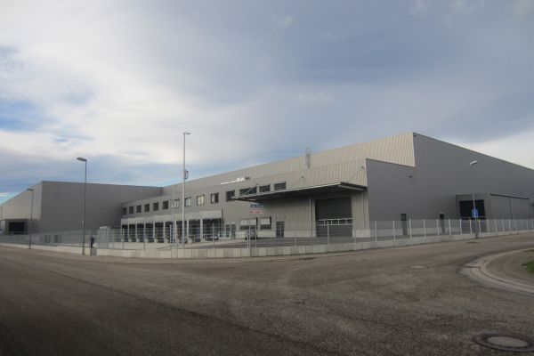 194Fassade-Nordost.jpg
